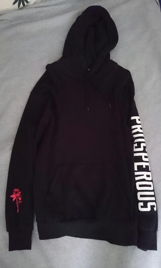 H&m prosperous hoodie 2025