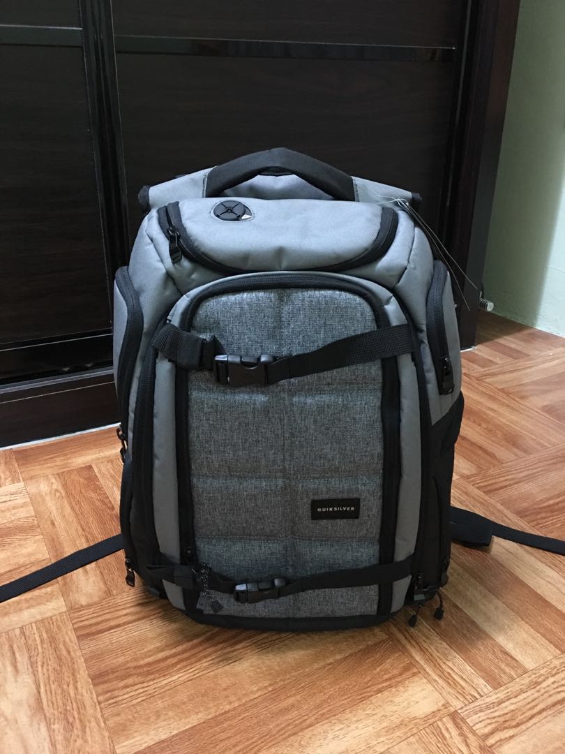 quiksilver grenade plus backpack