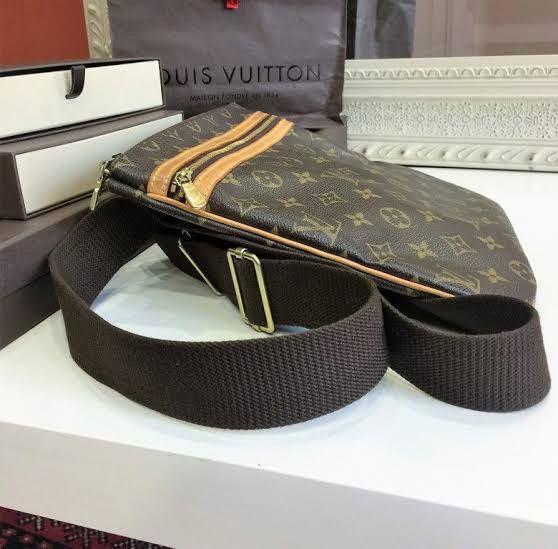 Buy [Used] LOUIS VUITTON Pochette Bosphor No Gusset Shoulder Bag Monogram  M40044 from Japan - Buy authentic Plus exclusive items from Japan