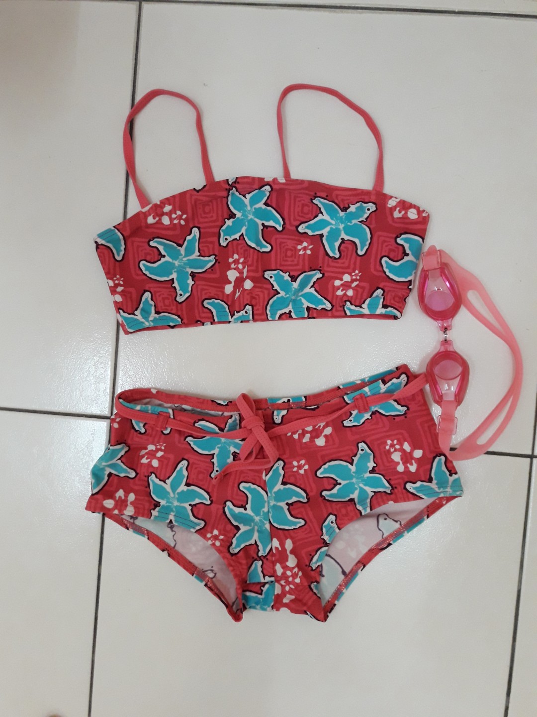 2 pcs Girl Swimming Suit, Men's Fashion, Bottoms, Shorts on Carousell