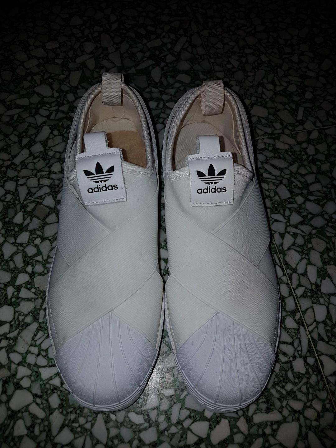 Adidas Superstar Slip On in White (Size 6.5), Women's Fashion, Shoes,  Sneakers on Carousell