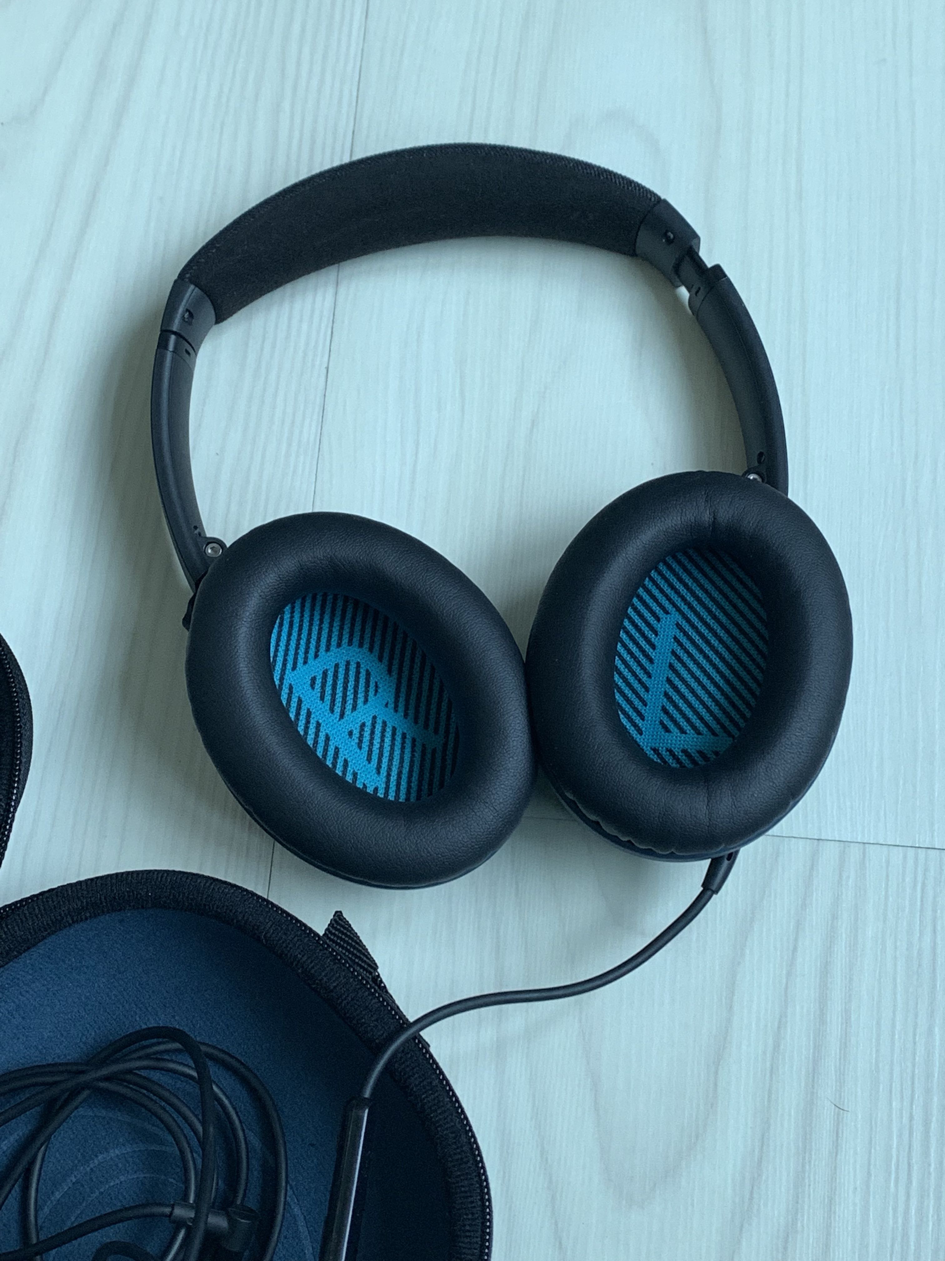 Bose Qc25 Noise Canceling Headphones Electronics Audio On Carousell