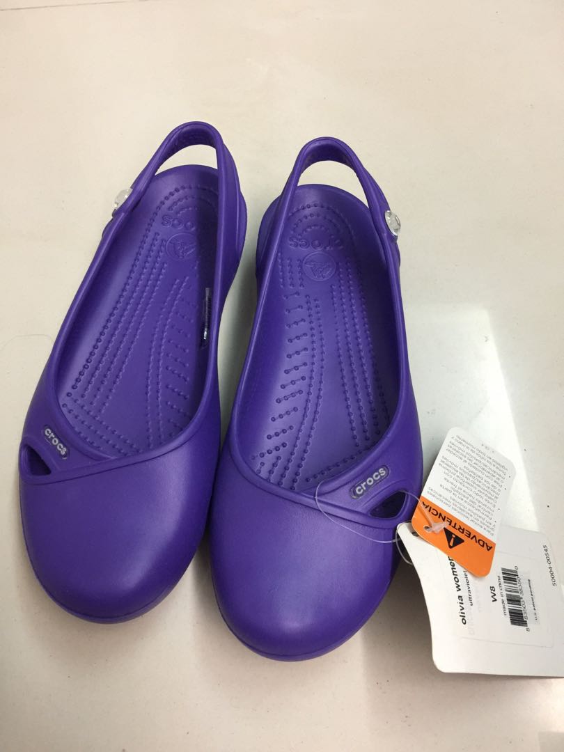crocs w8 size