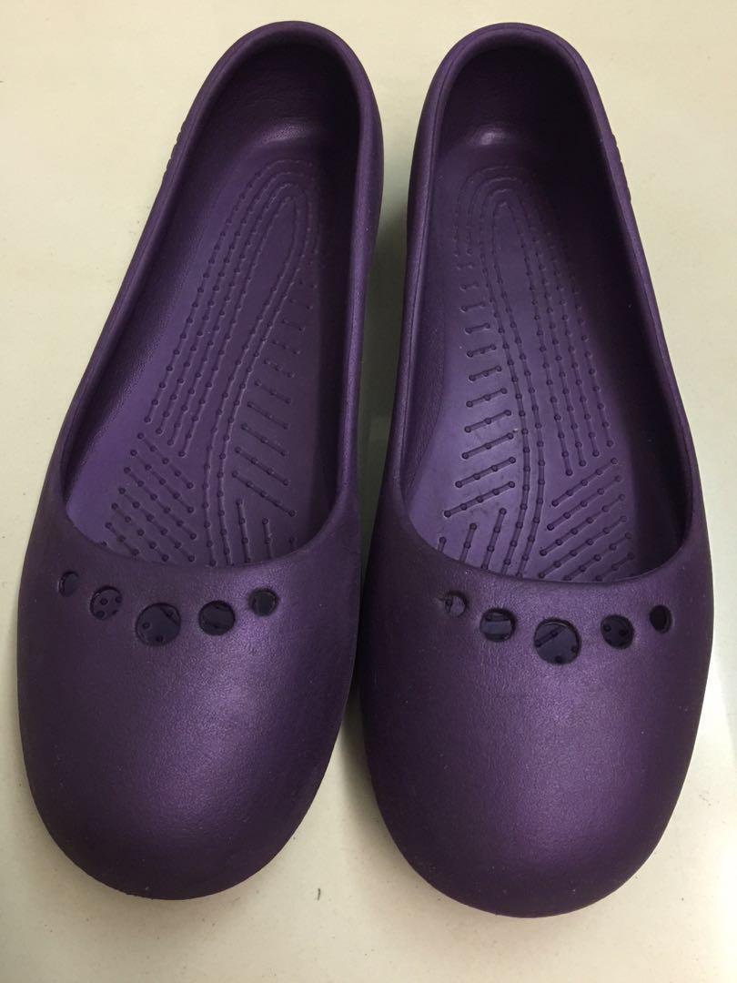 Crocs woman shoes W11, Women's Fashion 