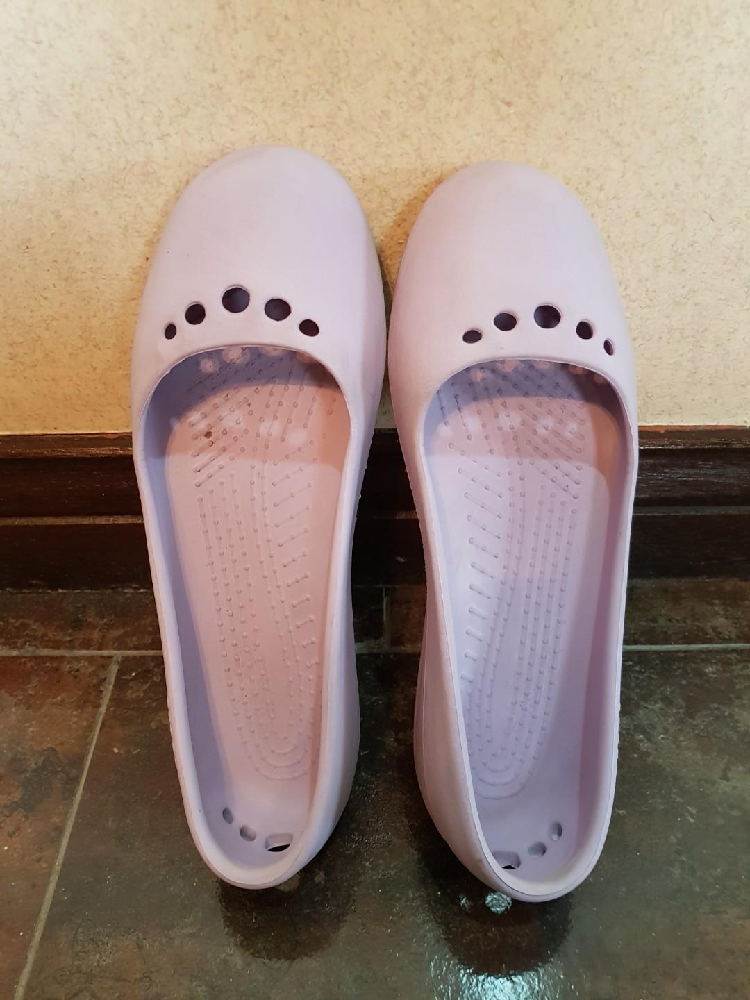 Crocs Women Doll Shoes Size 7 Women s Fashion Footwear Sandals