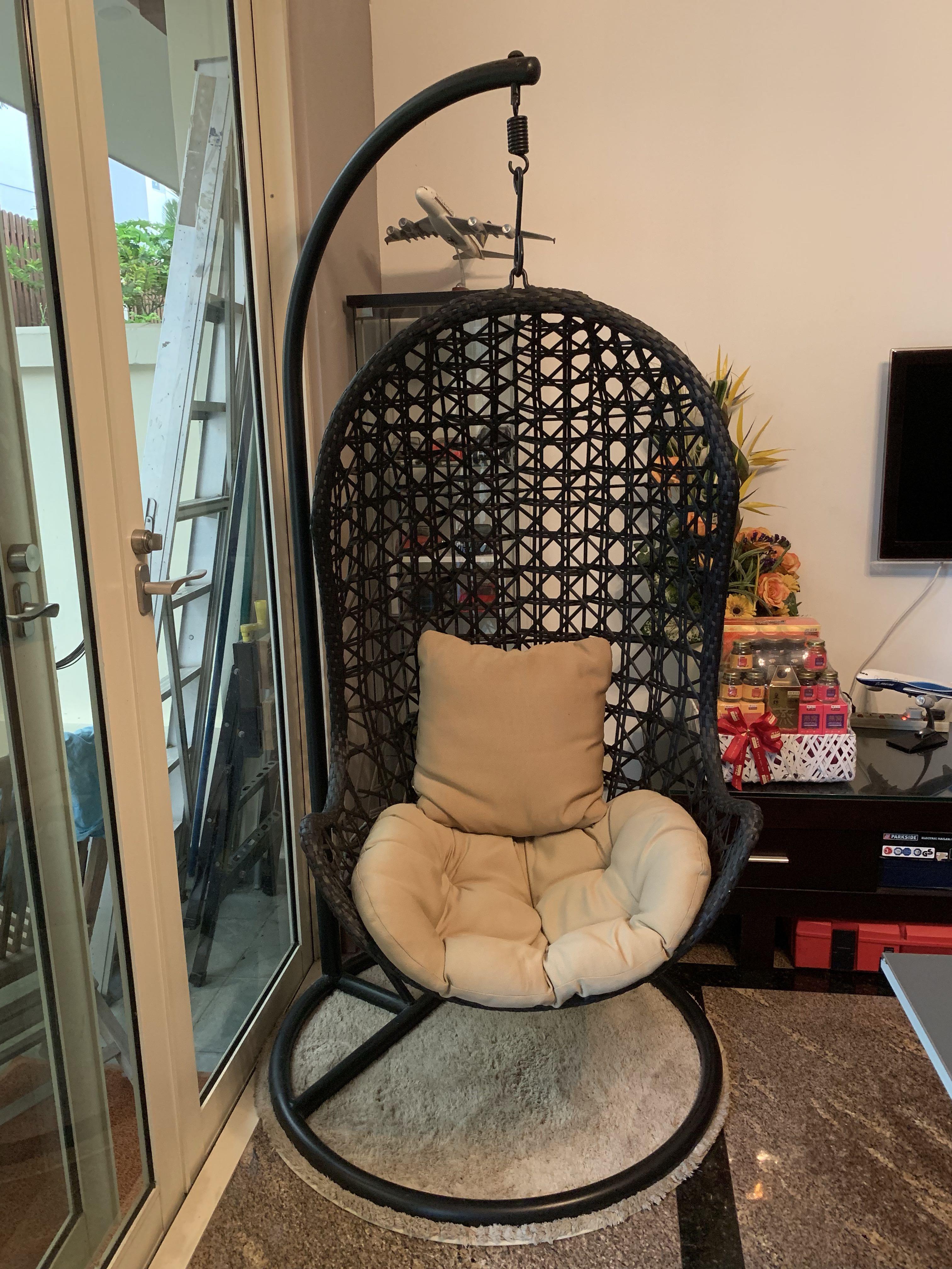 Egg Swing Chair with rug, Furniture & Home Living, Furniture, Chairs on