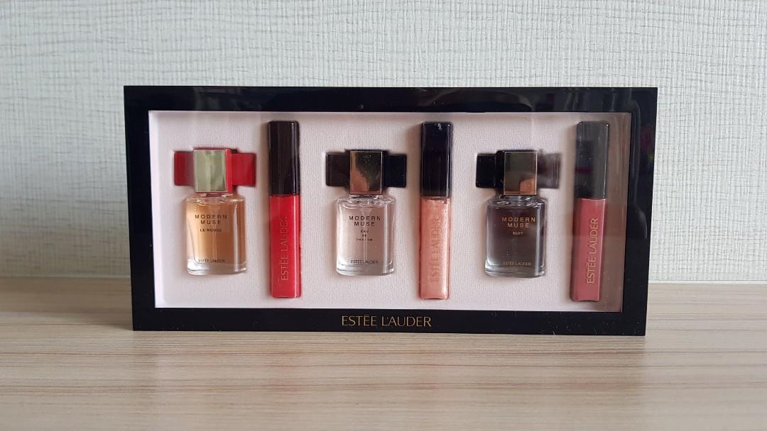 estee lauder modern muse set