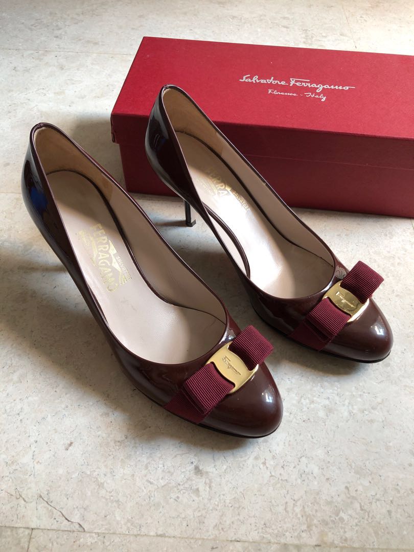 Salvatore ferragamo burgundy top shoes