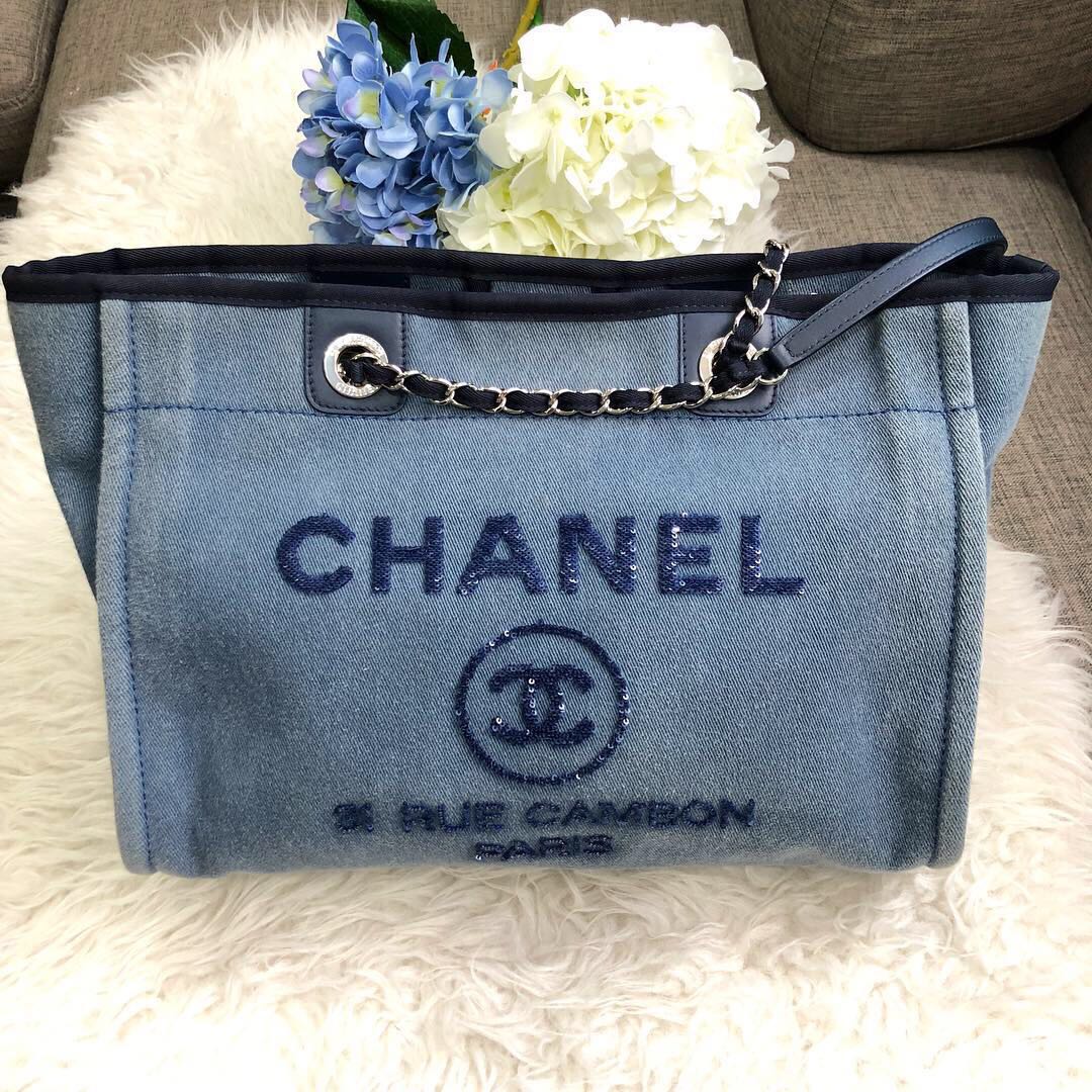 Chanel deauville sequin outlet tote