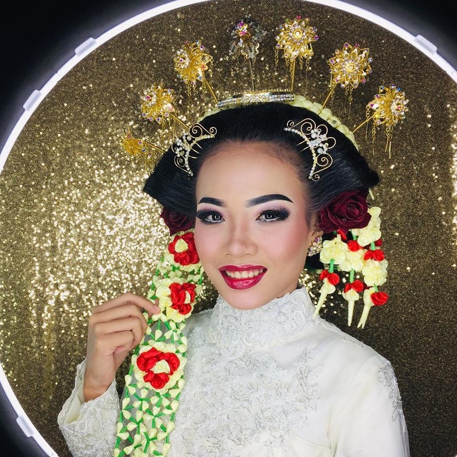 Jasa makeup pengantin adat, Kesehatan & Kecantikan, Rias Wajah di Carousell