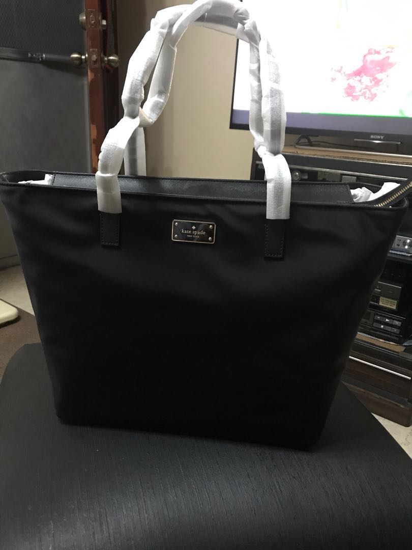 Kate spade blake avenue margareta tote bag, Luxury, Bags & Wallets on  Carousell