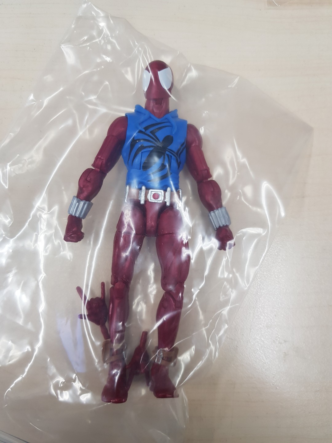 marvel legends vintage scarlet spider