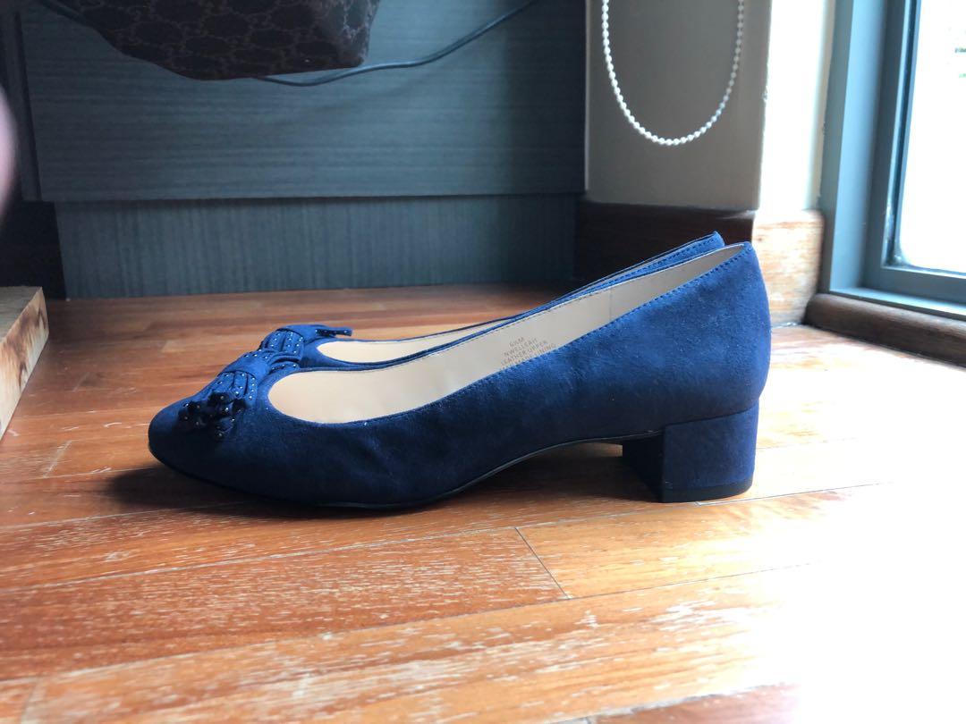 nine west blue pumps