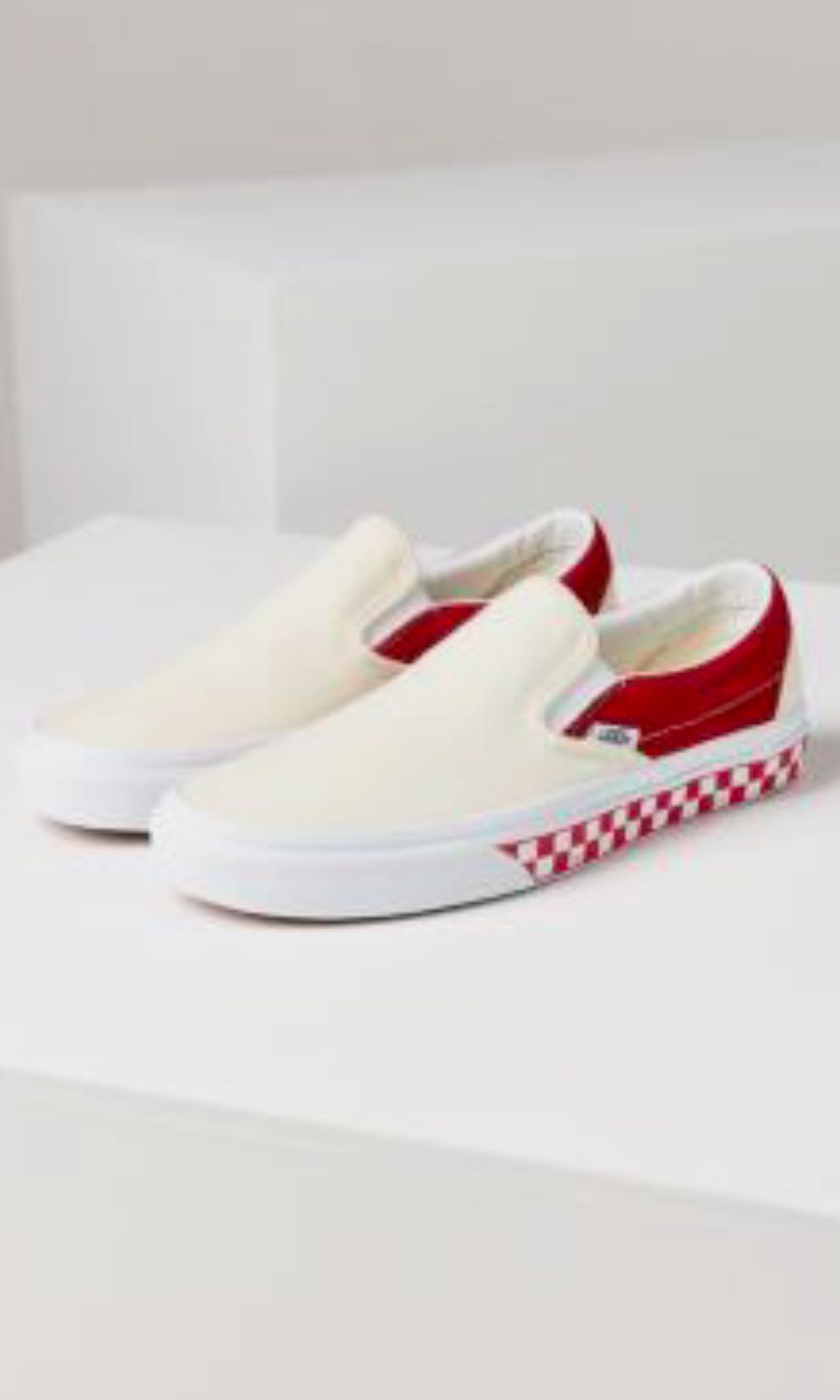 Red discount vans checkered