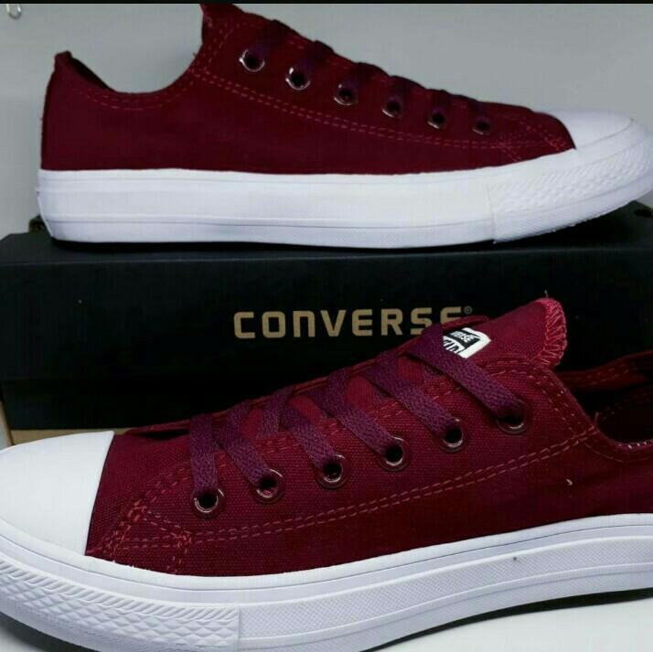 Sepatu Cewek Cowok All Star Converse Fesyen Pria Sepatu Lainnya Di Carousell