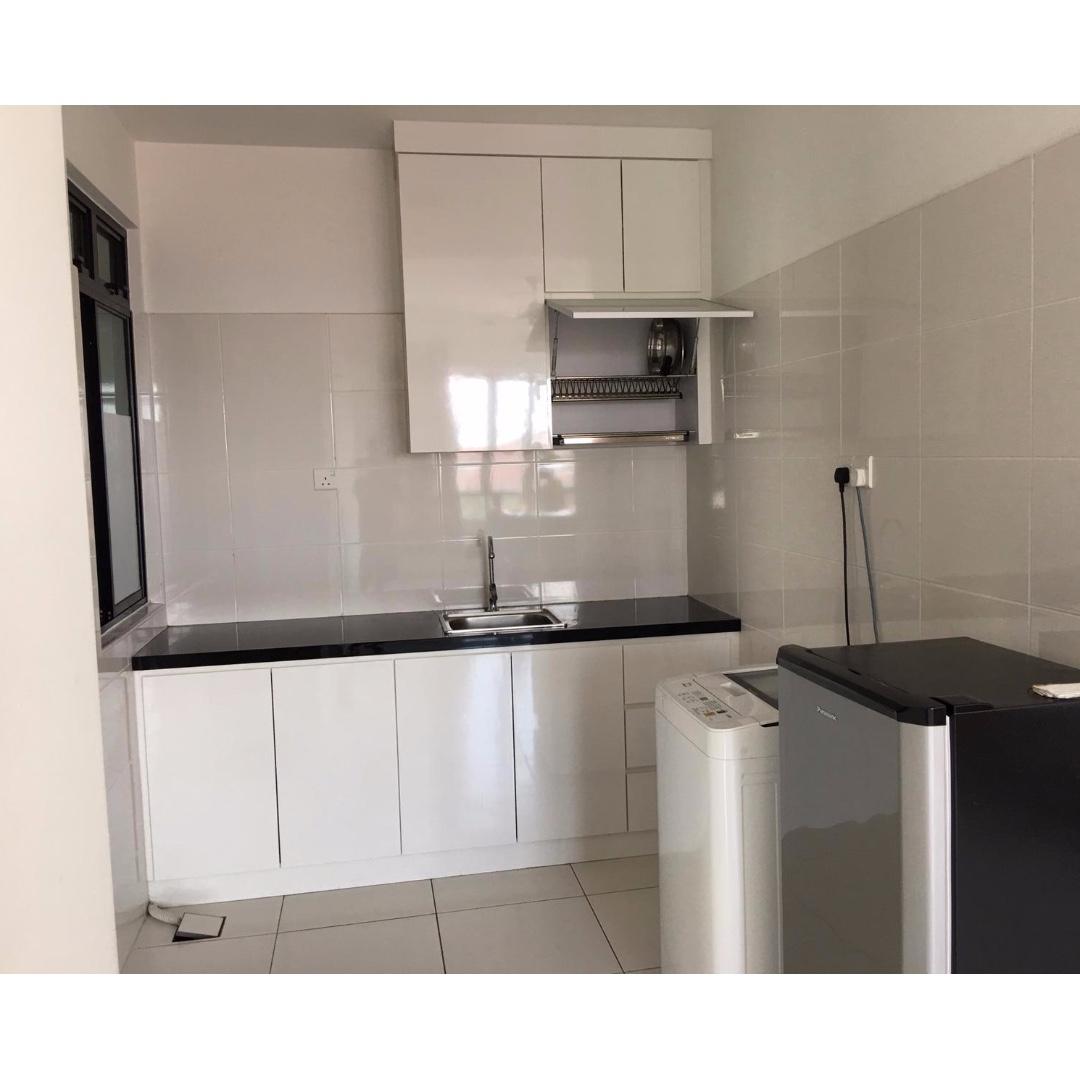 Sky View Apartment Bukit Indah 1 Bedroom Partial Furnished Low Deposit Property Rentals On Carousell