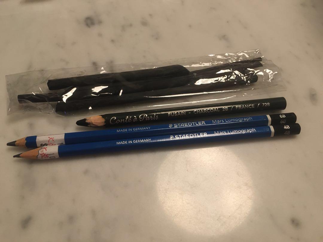 Staedtler Mars Lumograph 4b And 6b Charcoal Pencil And Sticks