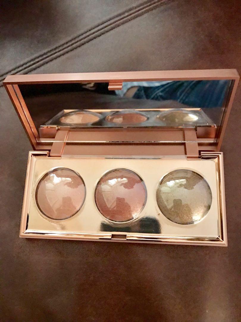 Stila Shine Bright Heavens Dew Palette (Category: Makeup) located in Quezon City. Submitted by sourcedbym (Listing ID 207097950, Image 3). Description: Brand new. Retails for 50USD plus tax.