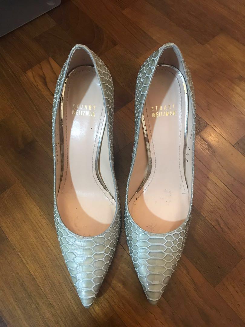 stuart weitzman python pumps
