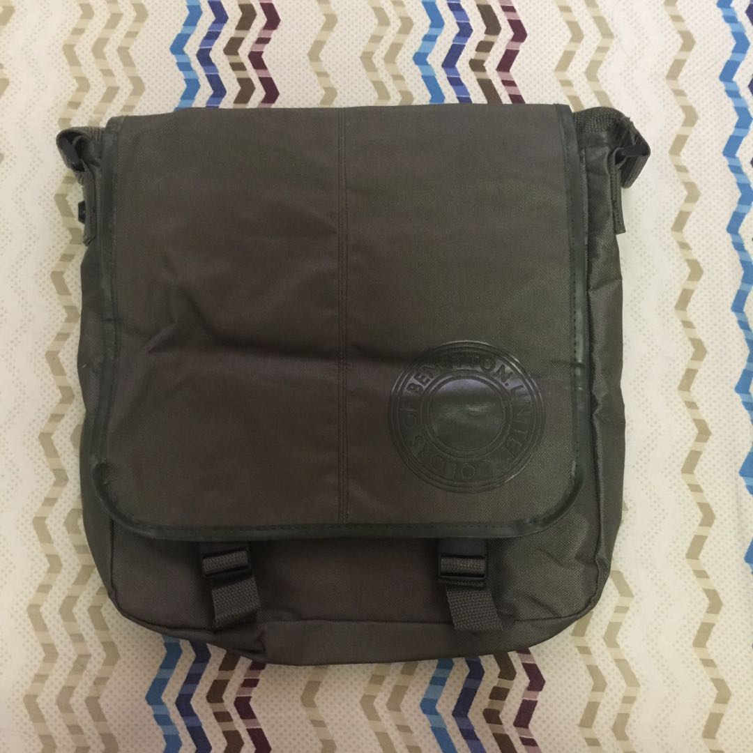 benetton messenger bag