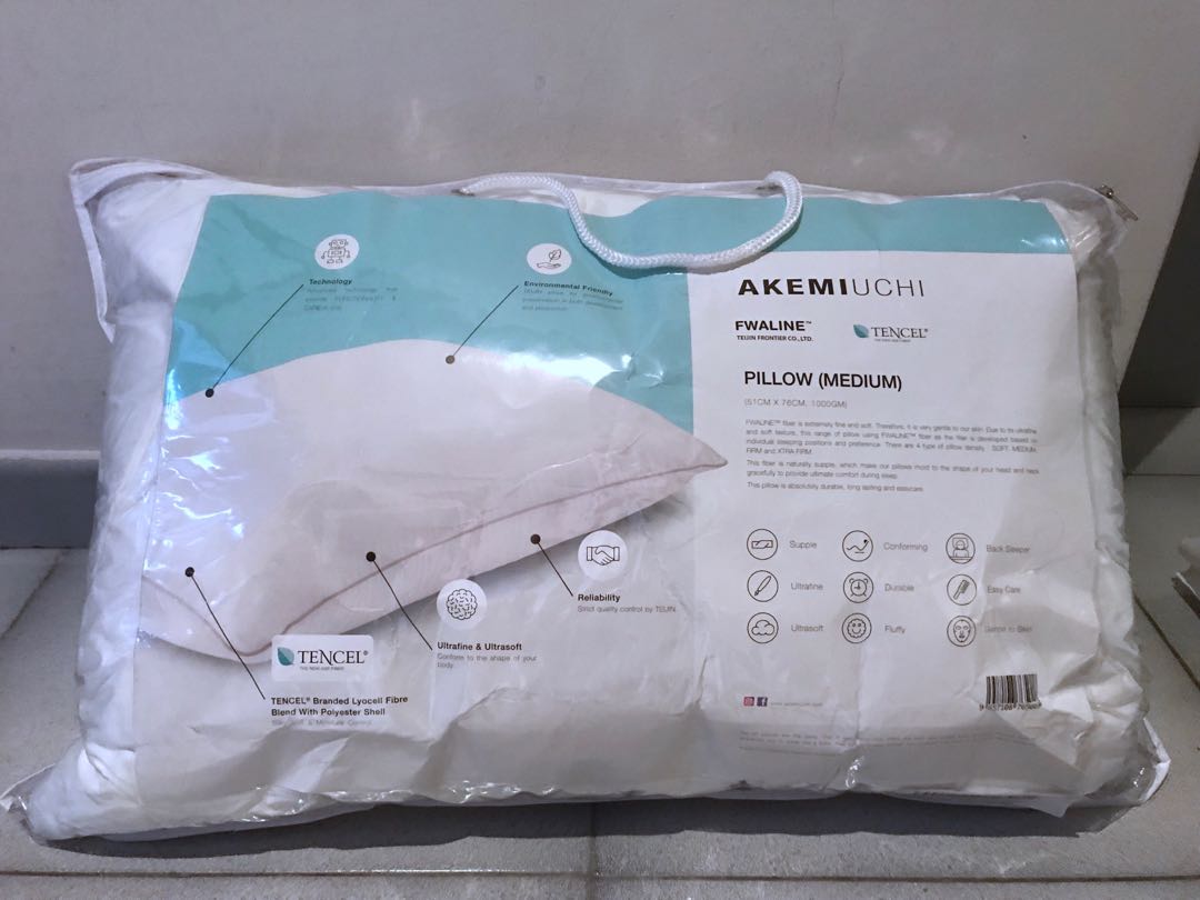 Akemi best sale uchi pillow