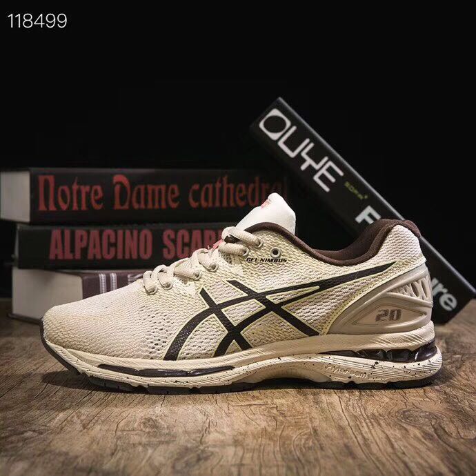 asics nimbus 20 Beige