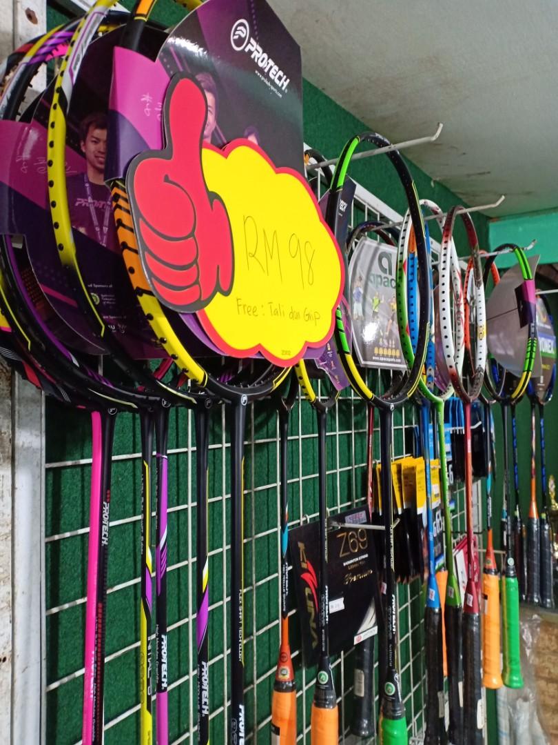 Raket murah, Sports Equipment, Sports and Games, Racket and Ball Sports on Carousell