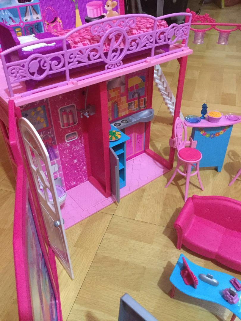 Barbie doll house with pool clearance