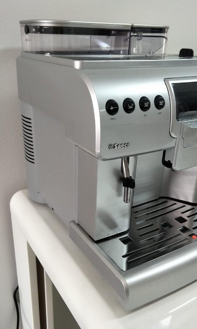 Saeco Royal Super Automatic Espresso Machine, Furniture & Home Living