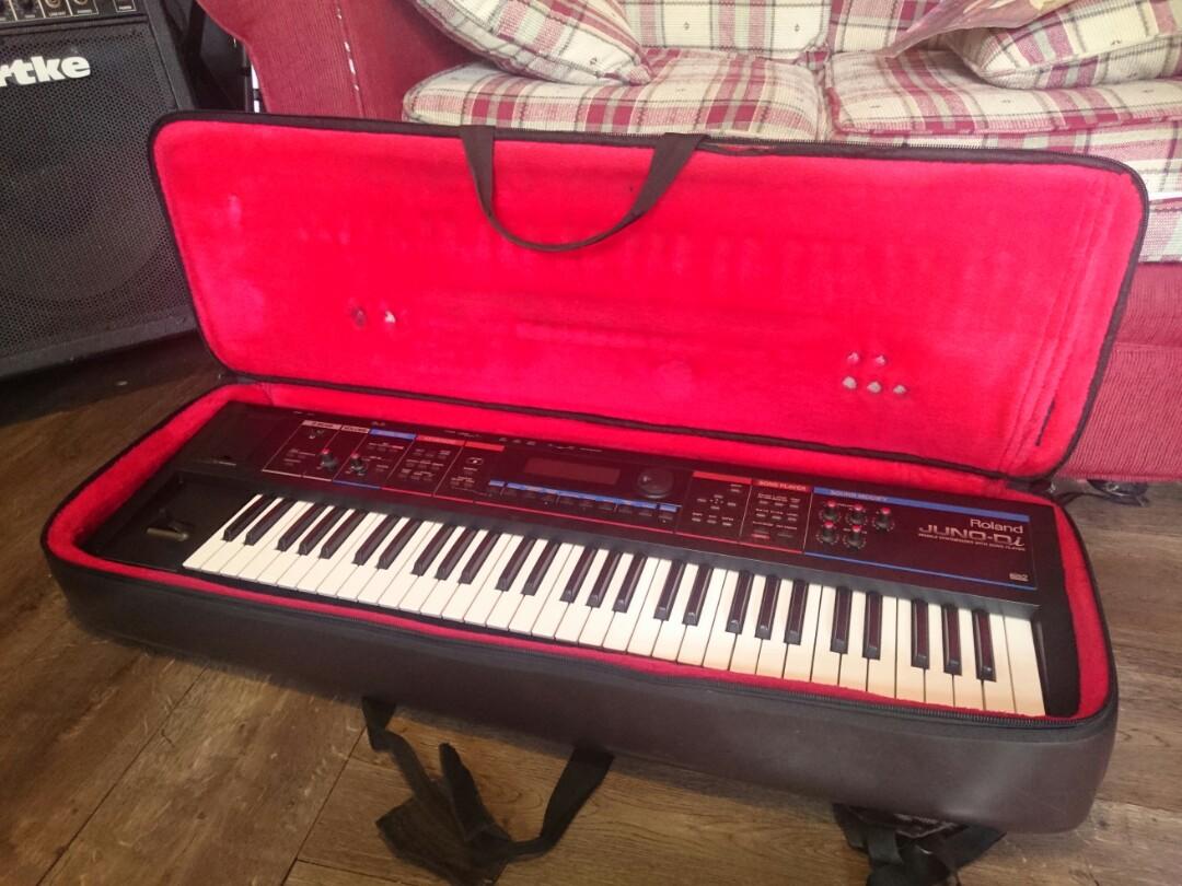 Roland juno sales gig bag