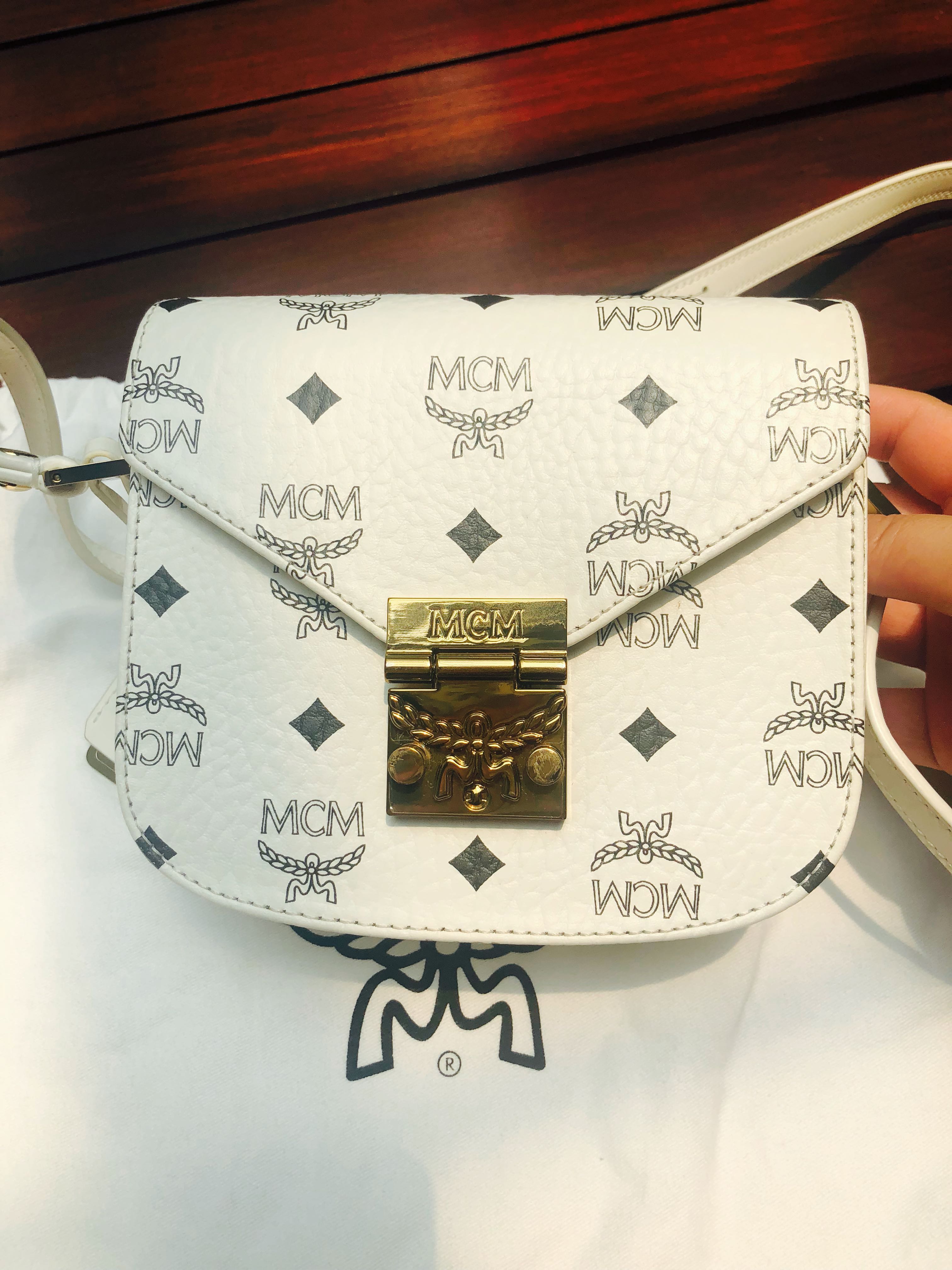 Mcm patricia hobo bag hot sale
