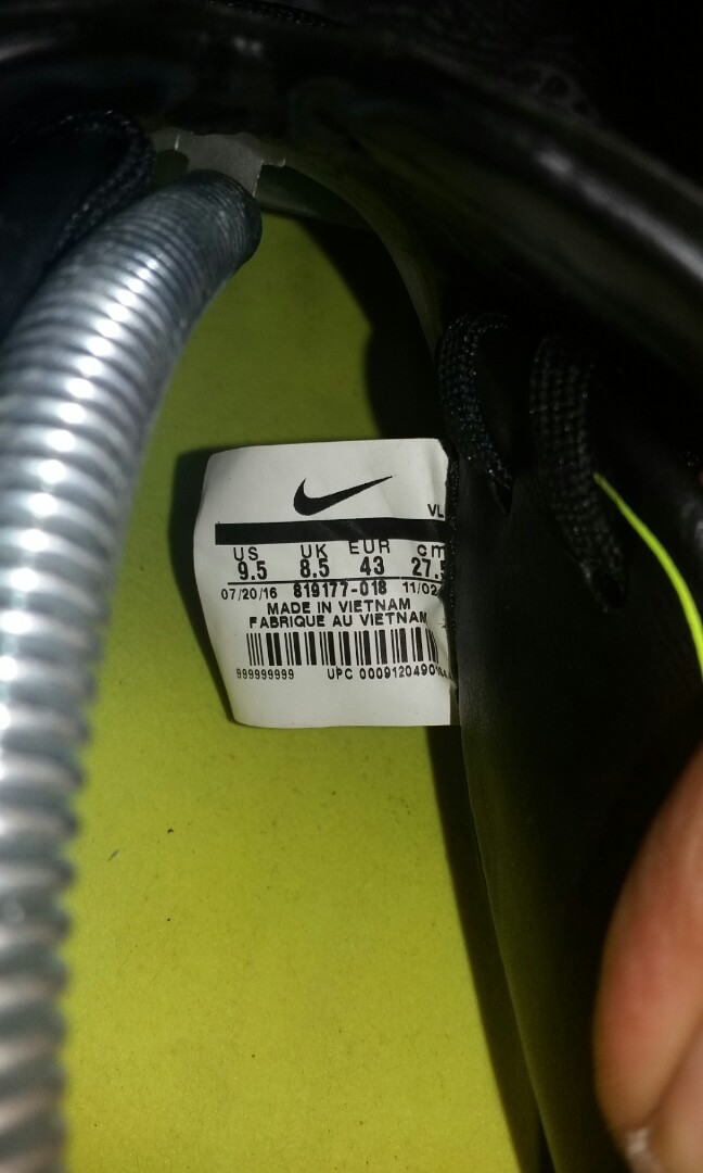 tempo football boots