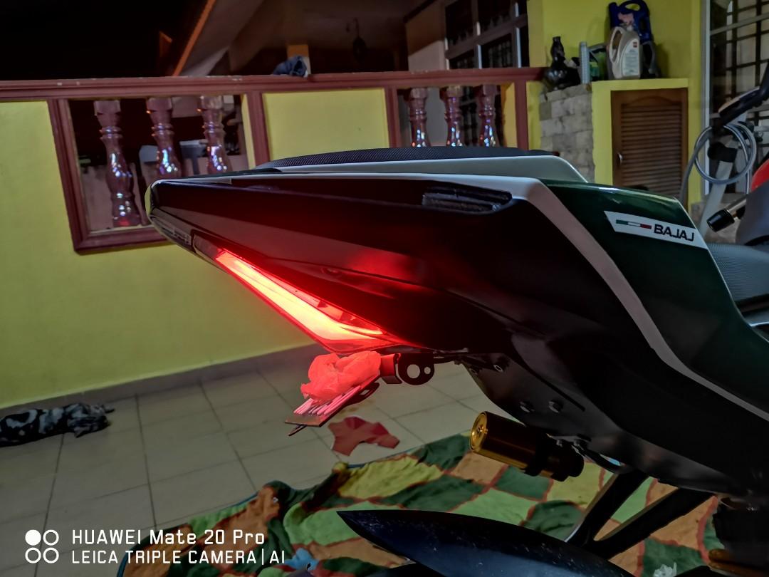 Pulsar rs 200 tail light modified buy online discount