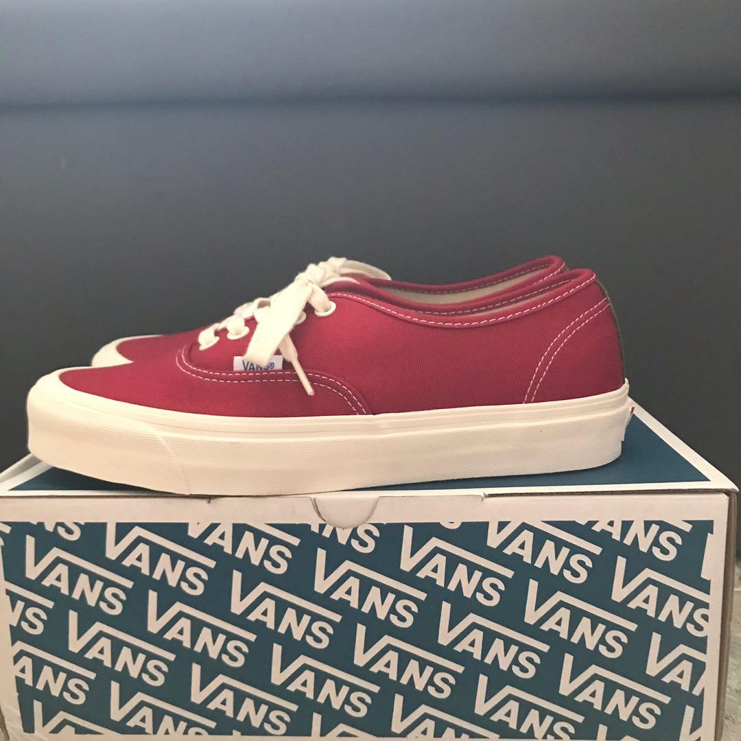 vans vault red chili