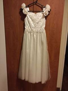 (Category: ) located in . Submitted by yellowmomo (Listing ID 207513344, Image 1). Description: .