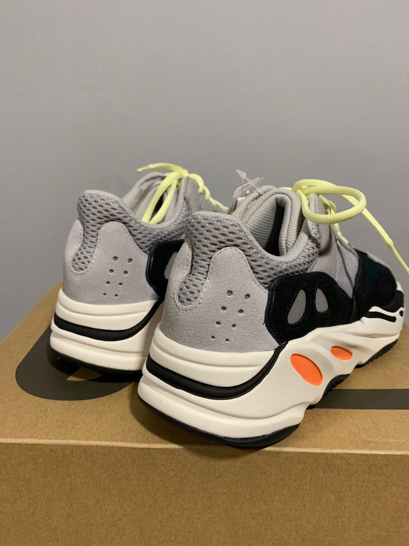 Auth Yeezy 700 Wave Runner US10 Men s Fashion Footwear