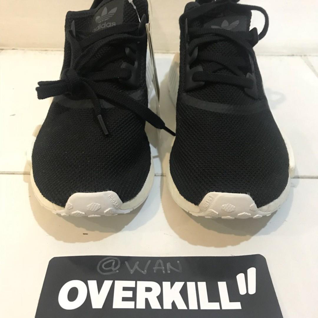 adidas nmd r1 black charcoal