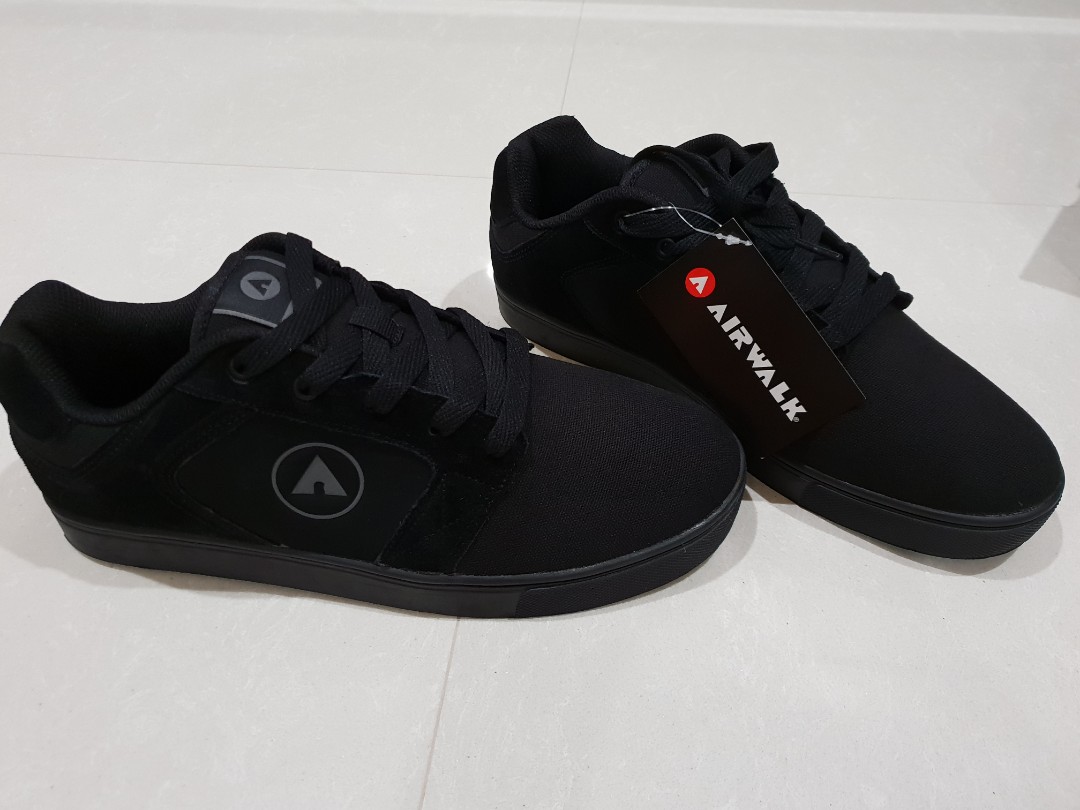 airwalk sports shoes