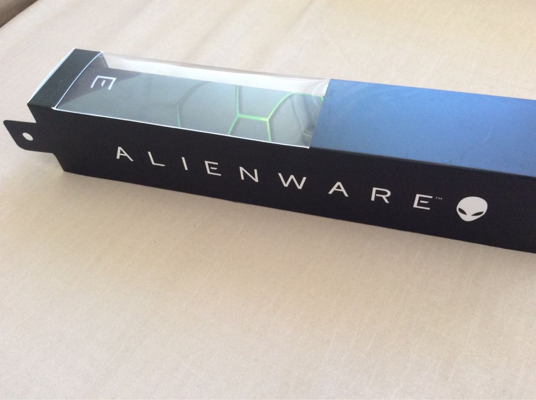 Alienware Extra Large Gaming Mousepad, Computers & Tech, Parts