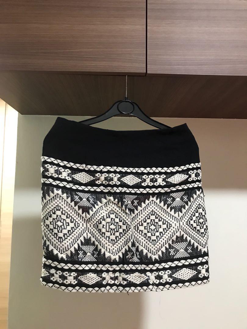 Aztec Design Skirt With Some Glittery Material Women S Fashion Clothes Dresses Skirts On Carousell