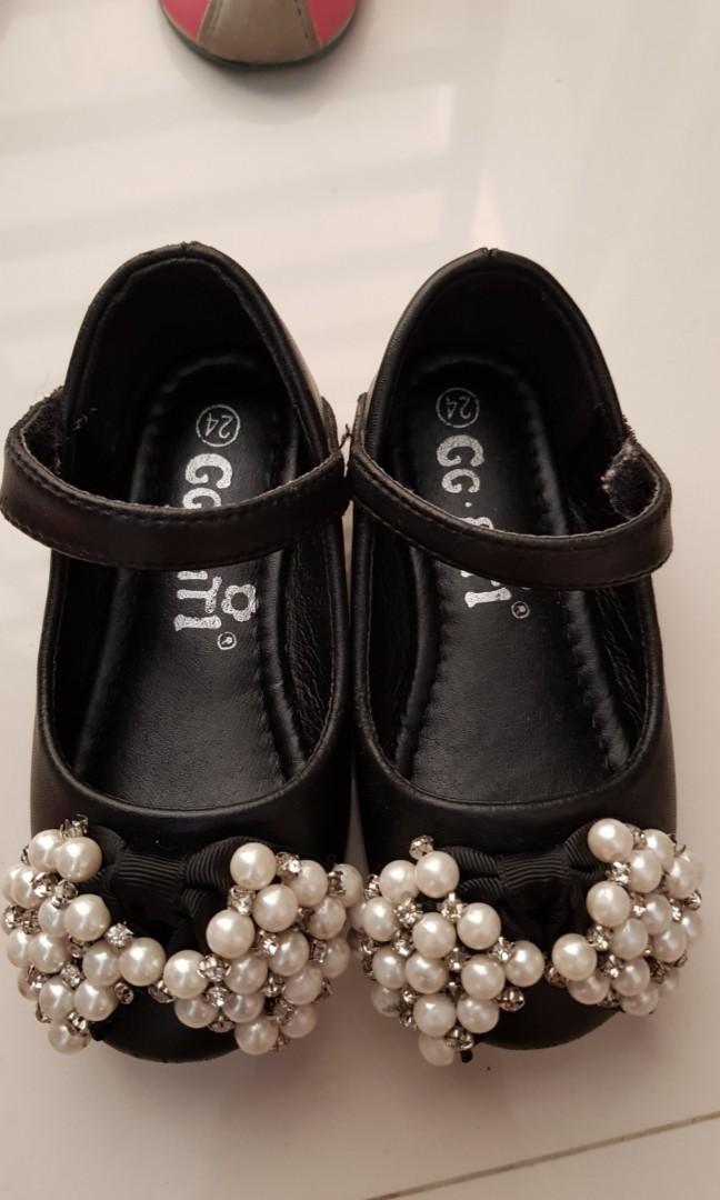 Girls black top party shoes