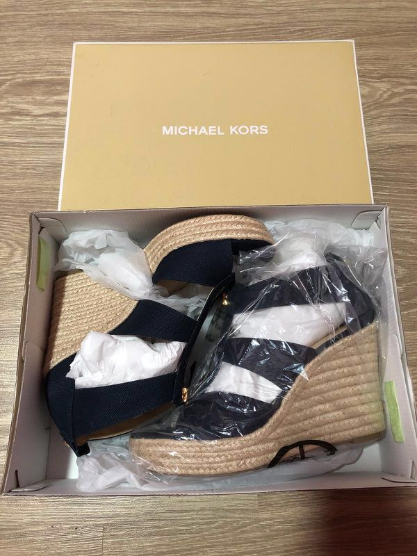 BRAND NEW Michael Kors Damita Wedge Sandals Navy Blue Women s