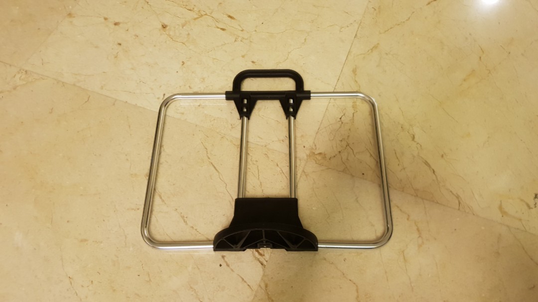 Brompton front rack, Sports Equipment, Bicycles & Parts, Parts ...