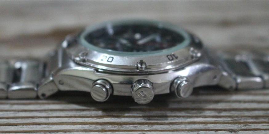 Casio Edifice 4389 EF-517, 名牌, 手錶- Carousell