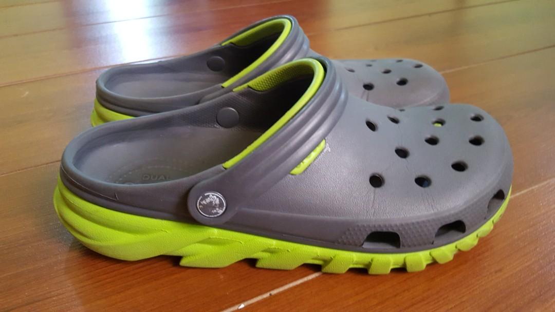 crocs duet max clog unisex sandals
