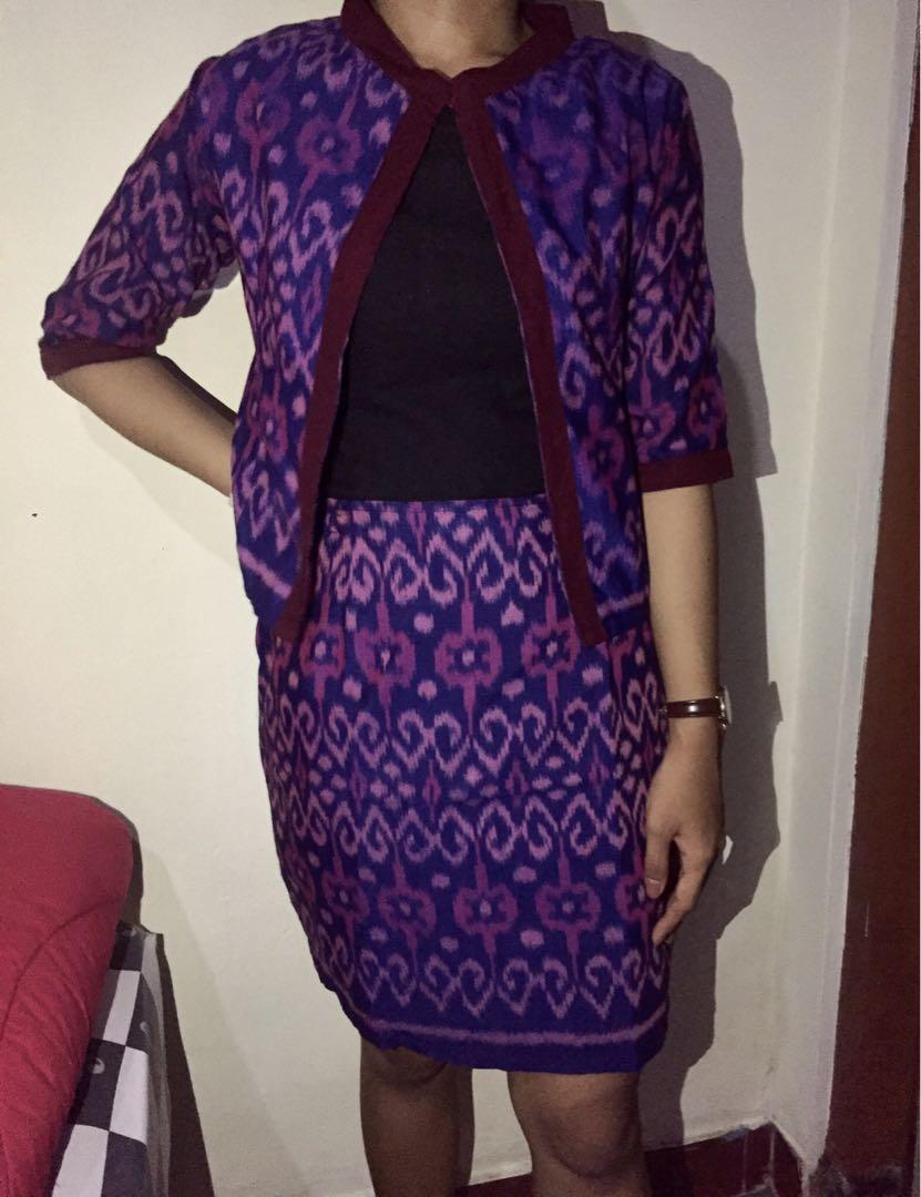Endek Set Fesyen Wanita Pakaian Wanita Gaun Rok Di Carousell