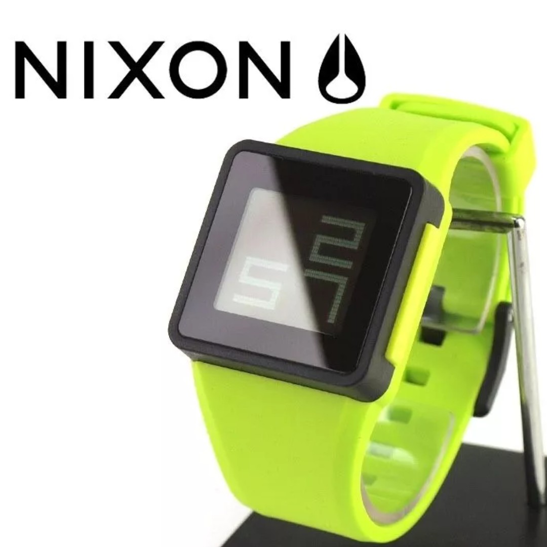 Nixon newton digital store