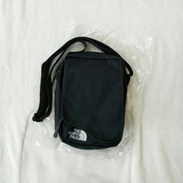 North Face Small Sling Bag Black Men s Fashion Bags Belt bags