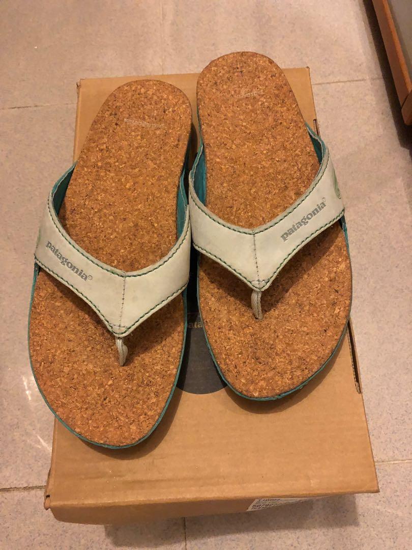 patagonia flip flops mens