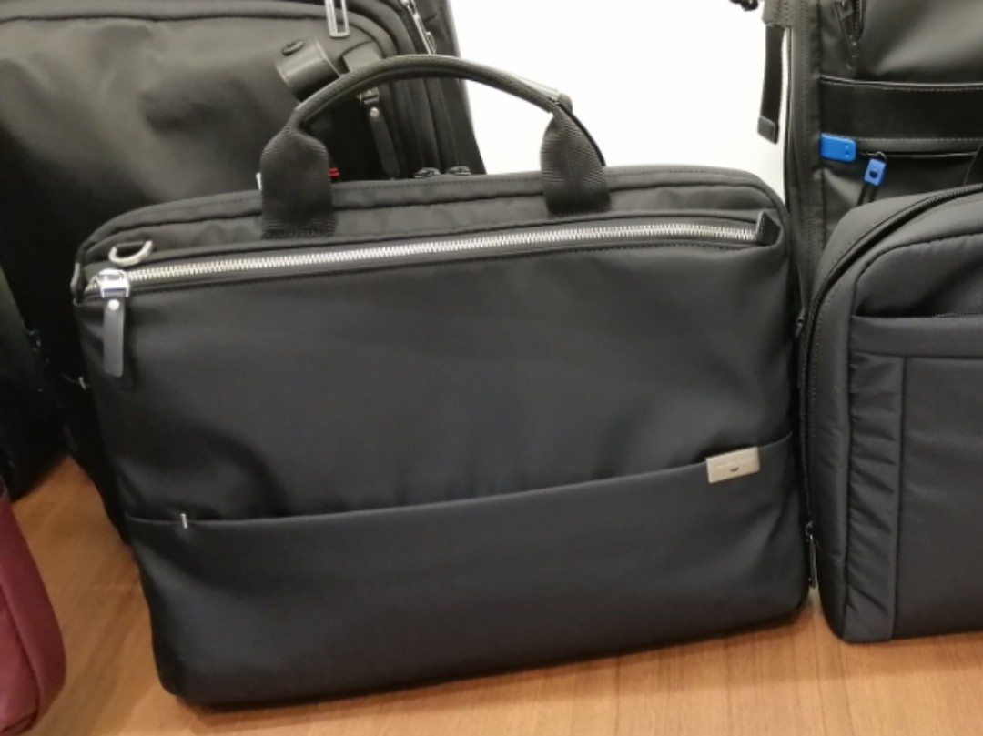 samsonite red aurice